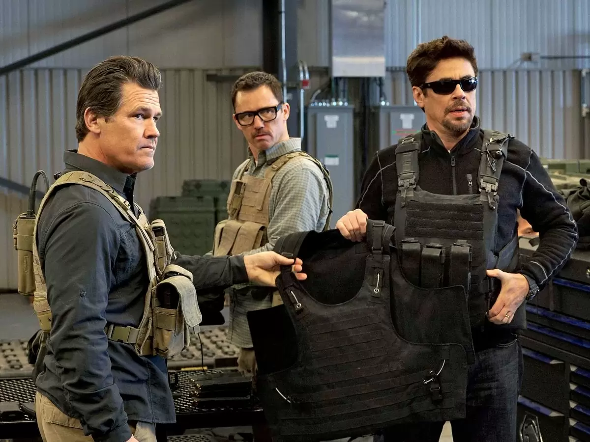 Taylor Sheridan escreveu o argumento de Sicario 3