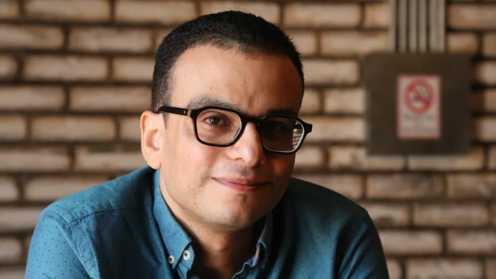 Confrontar um tabu e quebrar o silêncio: viagem a “Curfew” com Amir ...