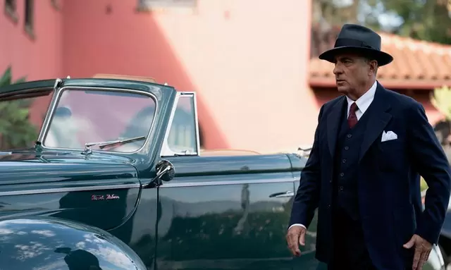 “Diamond” trava a prosa com o noir