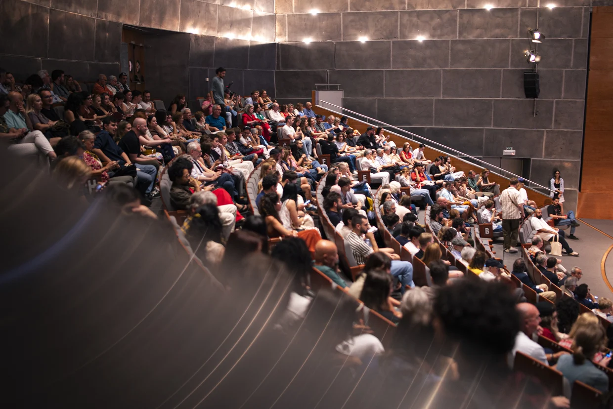 FEST arranca em Espinho com casa cheia e cinema político na abertura
