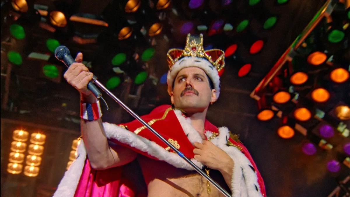 Concerto histórico dos Queen em Budapeste regressa aos cinemas restaurado em 4K
