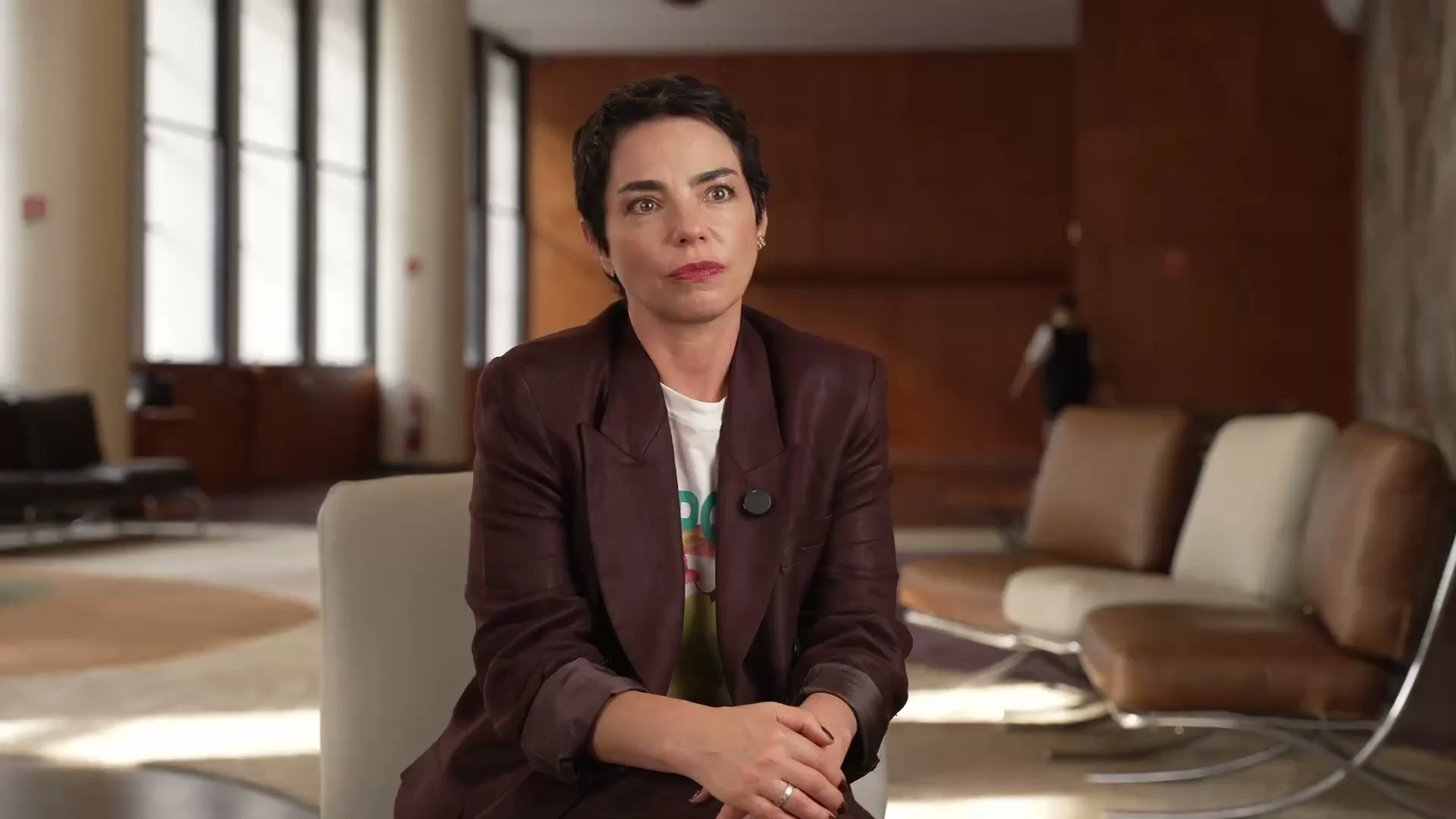 Pequenas Criaturas: Anne Pinheiro Guimarães filma a solidão e os afetos em Brasília
