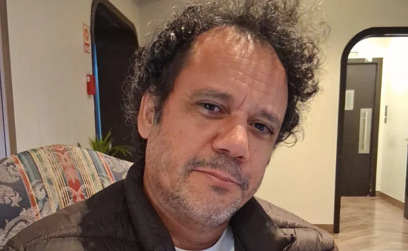 Carlos Segundo bate a força da ausência com “Leite em Pó”