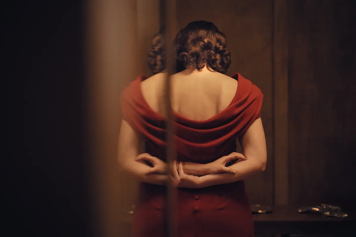 “Woman Unknown” vence Festival de Veneza