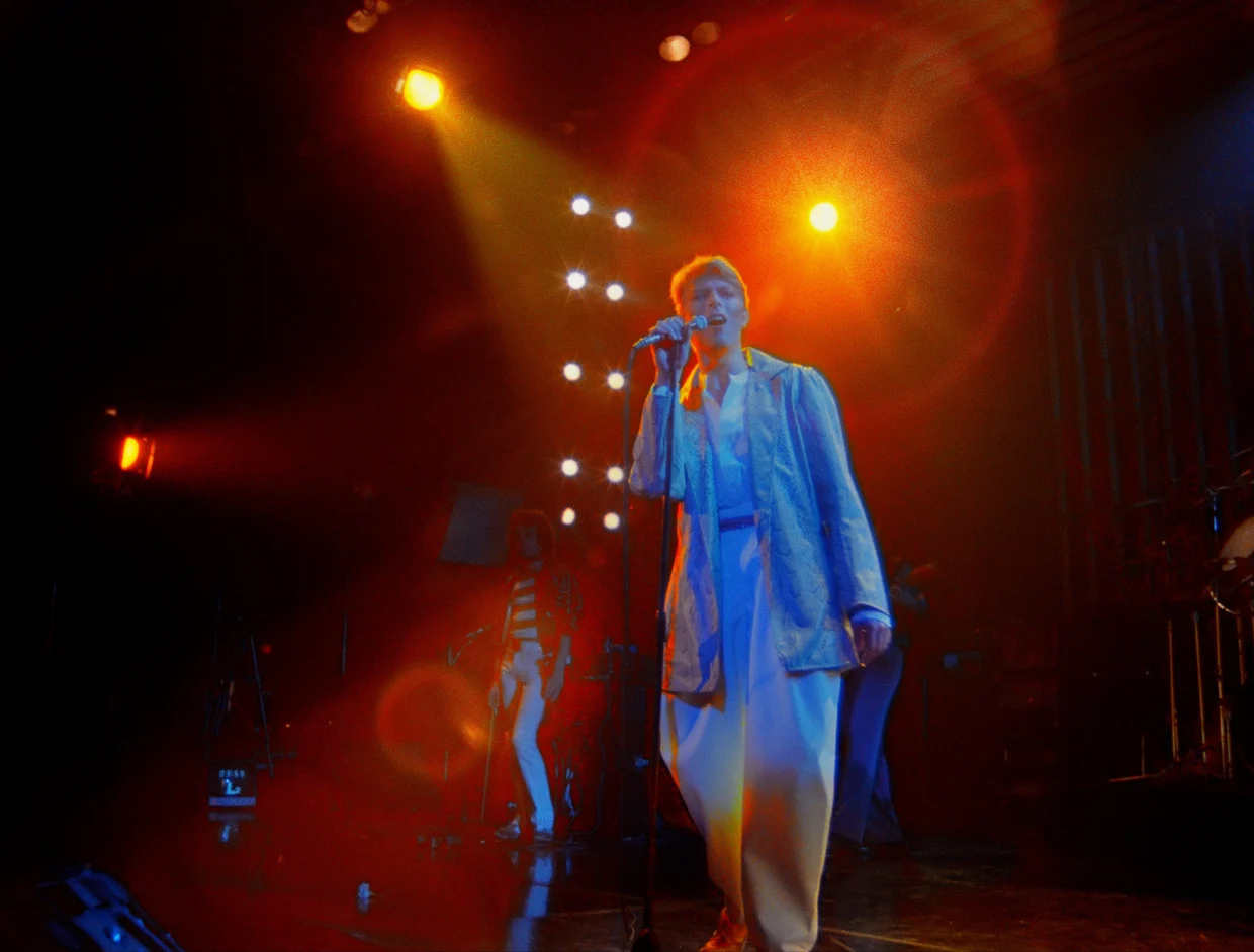 Festival de Berlim estreia espetáculo imersivo de David Bowie com imagens inéditas de 1978